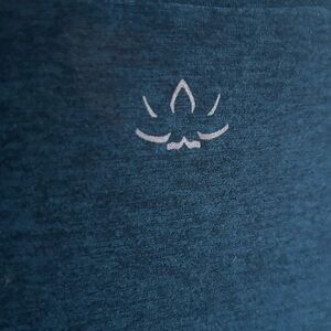 Beyond Yoga Teal Crop Top with Logo